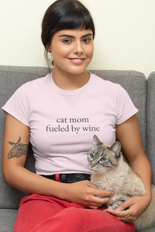 Cat Mom Fueled by Wine T-Shirt 🍷🐾 – Purrfect Gift for Wine-Loving Cat Ladies