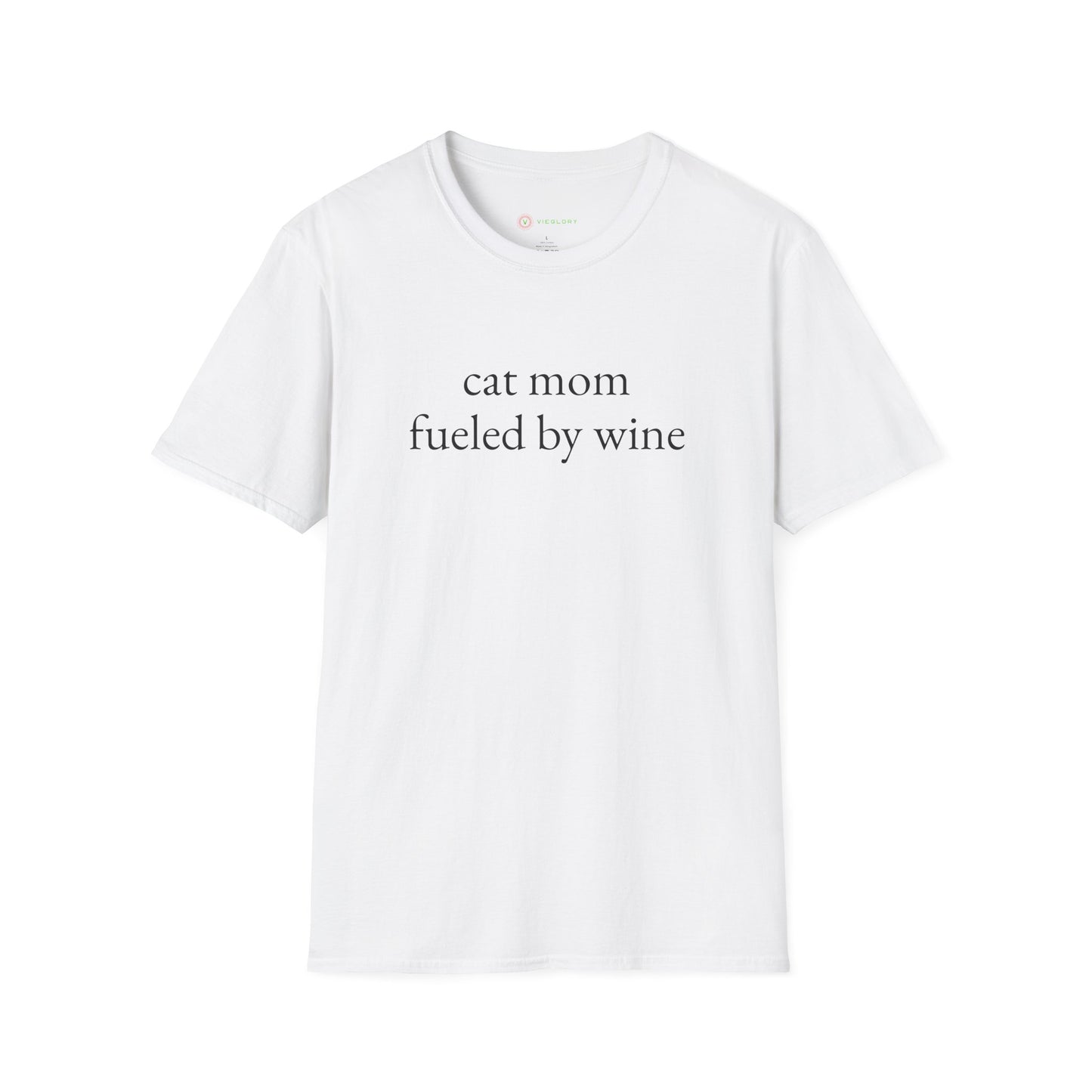 Cat Mom Fueled by Wine T-Shirt 🍷🐾 – Purrfect Gift for Wine-Loving Cat Ladies